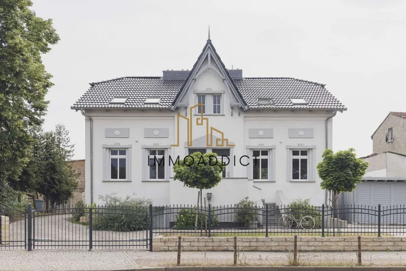 Großzügige 3-Zimmer Wohnung in Gründerzeitvilla am See — photo 1